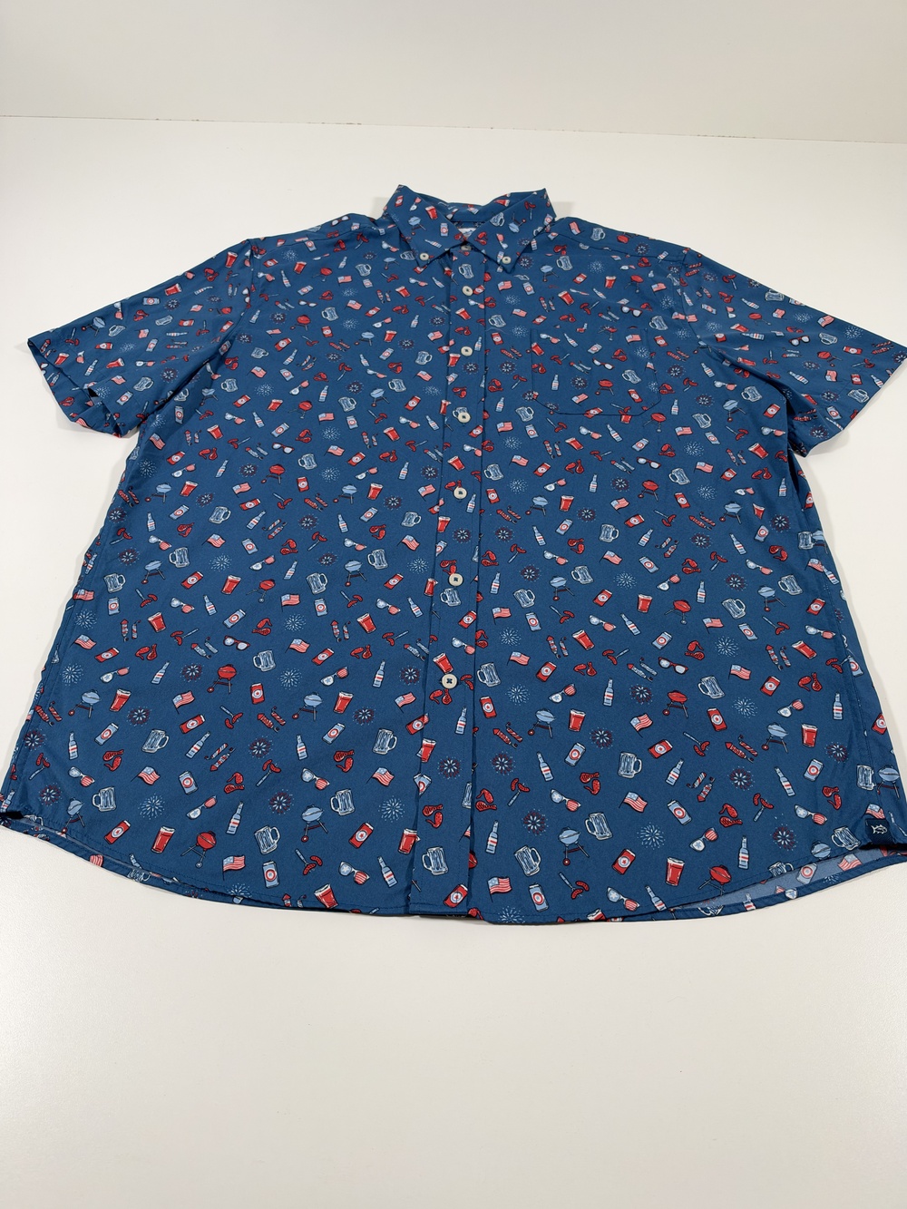 Southern Tide Shirt AOP Mens L Blue Patriotic BBQ Beer Short Sleeve Button Up